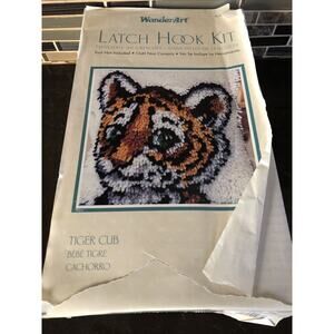 Latch Hook Kit Tiger‎ Cub Wonder Art Caron NIB 12" x 12" P460